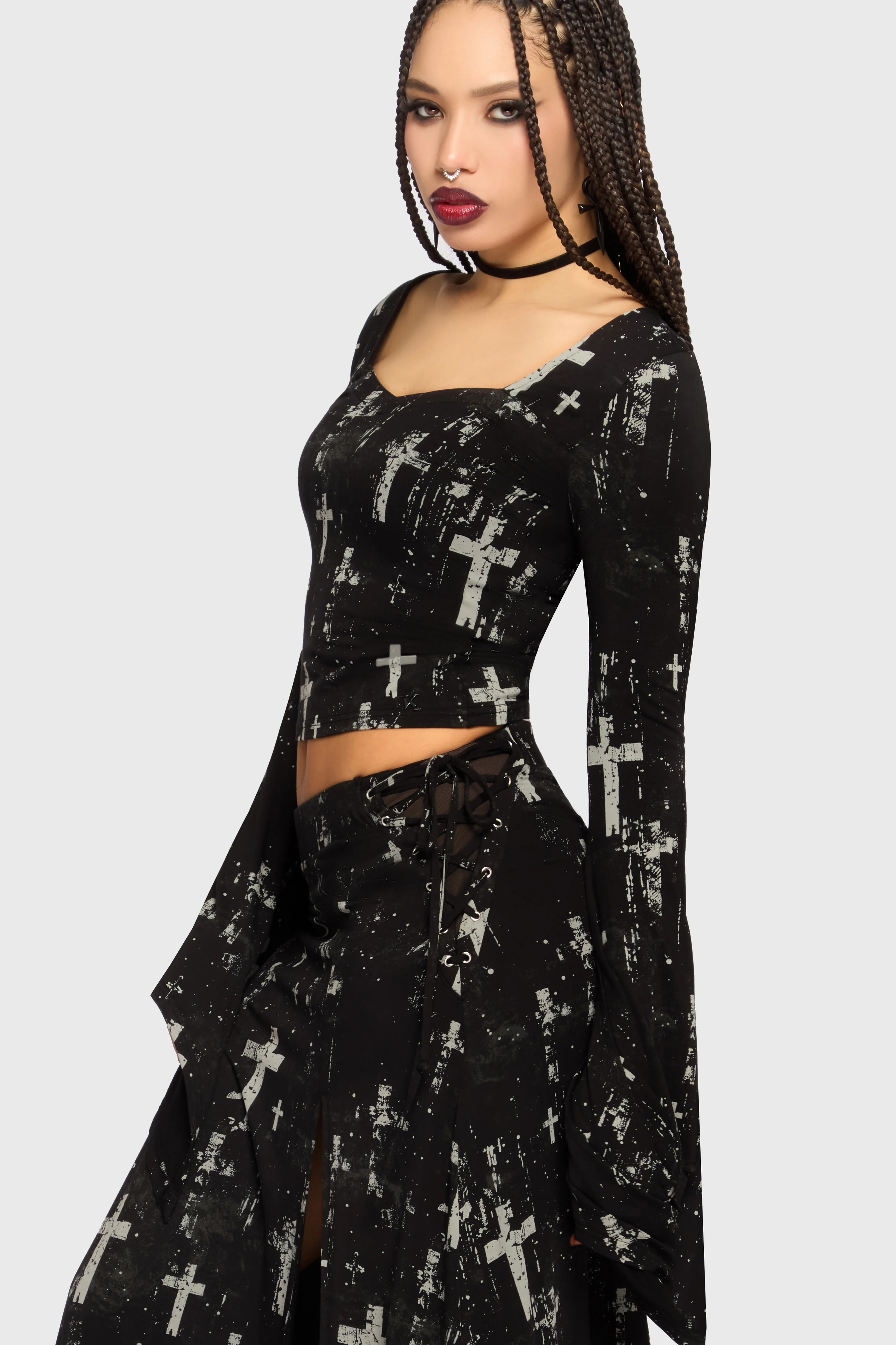 NEW WOMEN'S CLOTHING